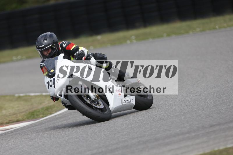 /28 25.07.2026  Speer Racing ADR/Gruppe gelb/709